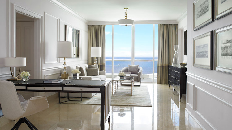 Acqualina suite